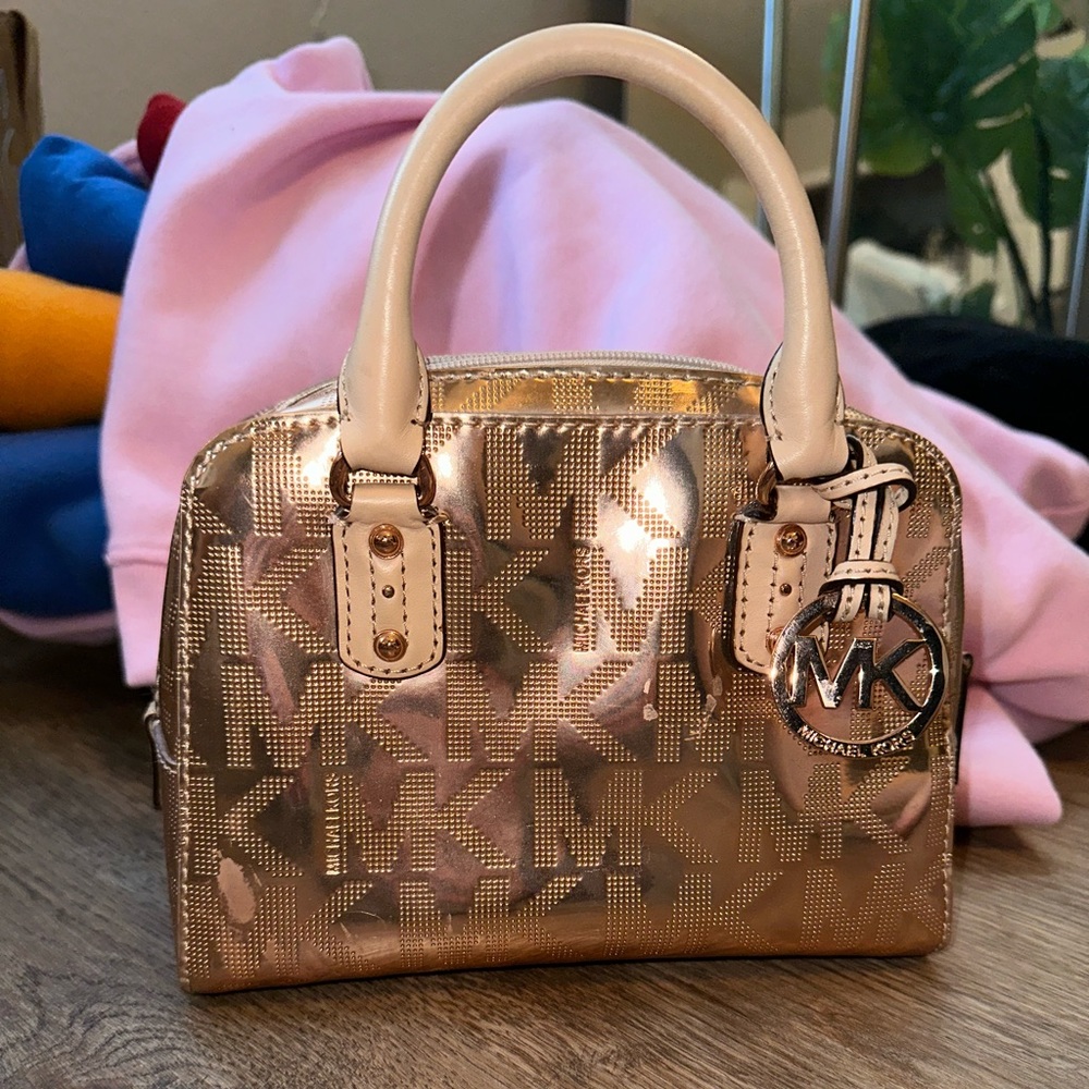 Vintage Michael Kors bag with detachable strap